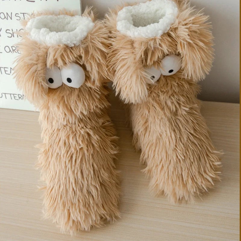 Soft inner lining and plush slipper construction